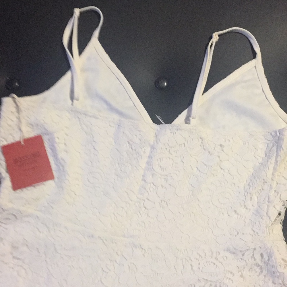 Mossimo - Picture 3 of 3